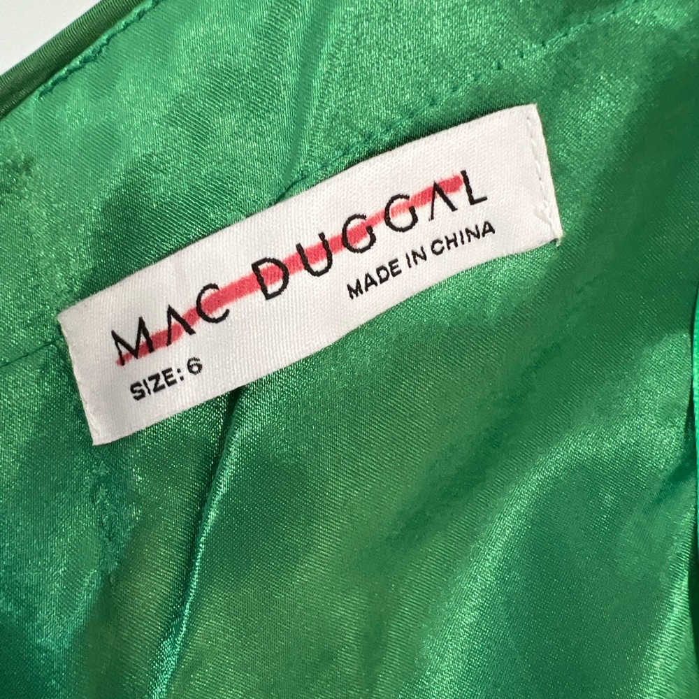 Mac Duggal Chiffon Pleated Asymmetrical Neck Shoulder Bow Gown - Picture 9 of 9